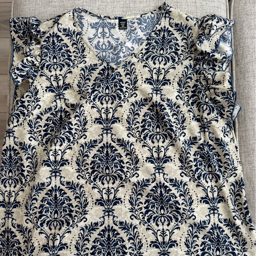 Elegant Blue and Cream Patterned Dress